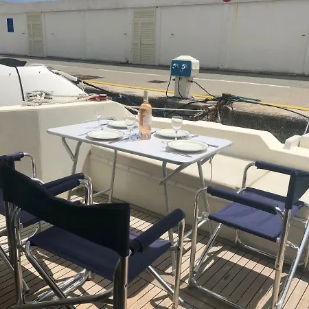 Botel Summertime Menton